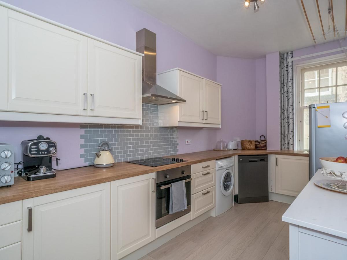 Pass The Keys Central Spacious Flat At Royal Mile Эдинбург Экстерьер фото