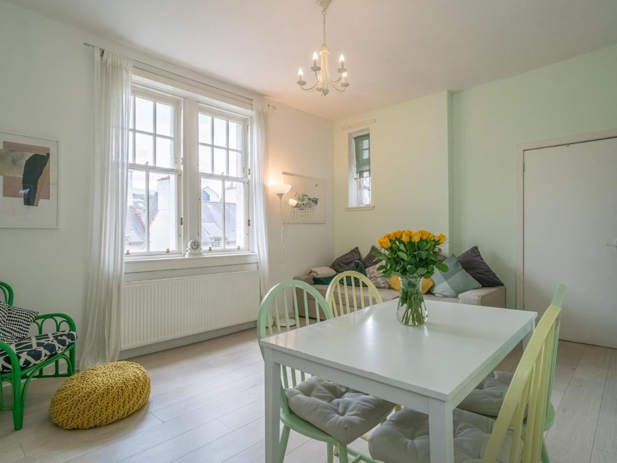 Pass The Keys Central Spacious Flat At Royal Mile Эдинбург Экстерьер фото